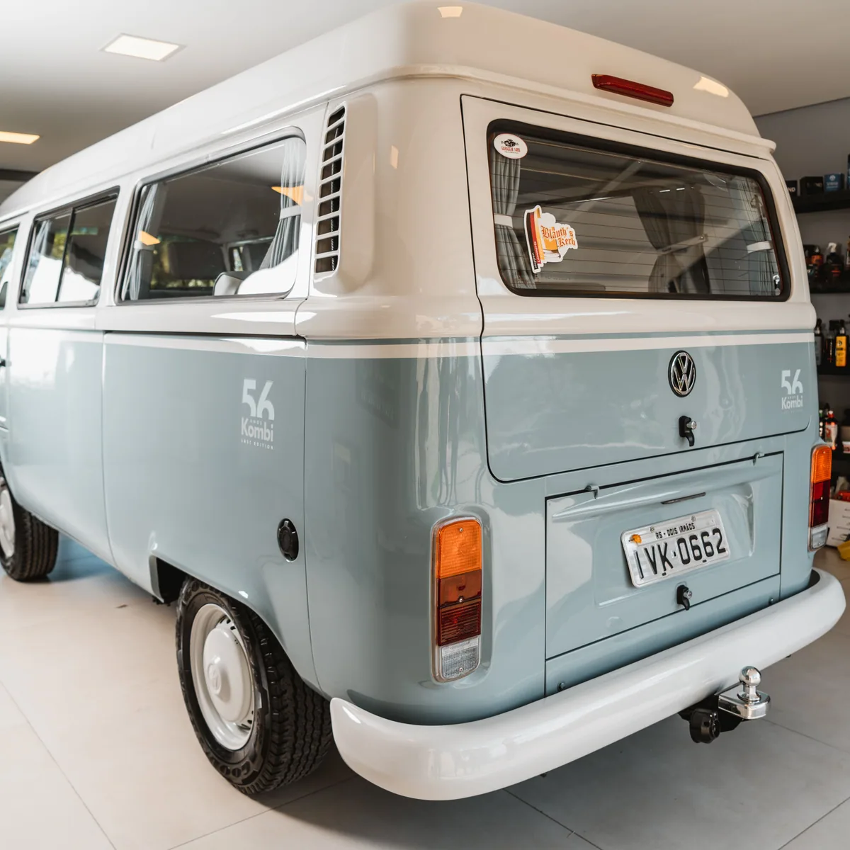 Kombi finalizada no Studio Detail Box68